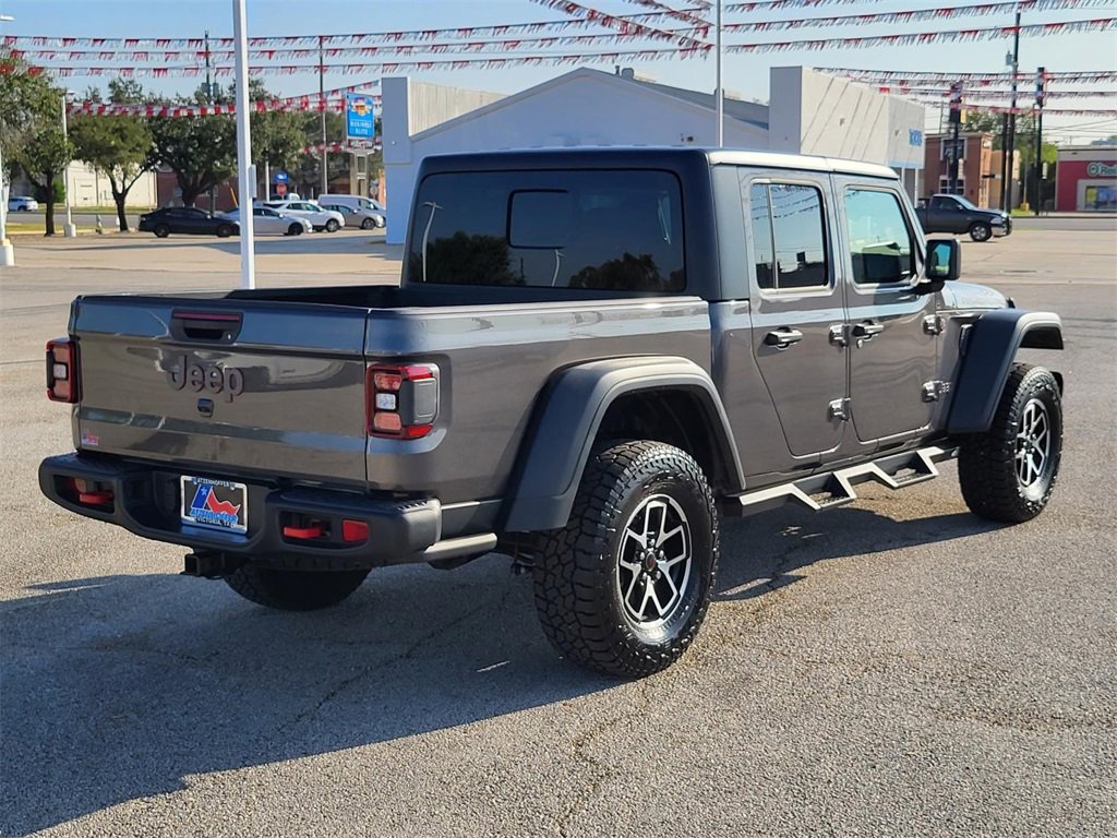 Used 2025 Jeep Gladiator Rubicon w/ Convenience Group image 7
