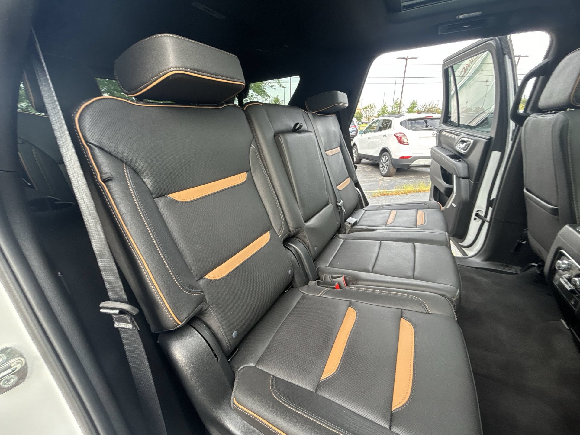 Certified 2023 GMC Yukon AT4 AWD/4WD image 28