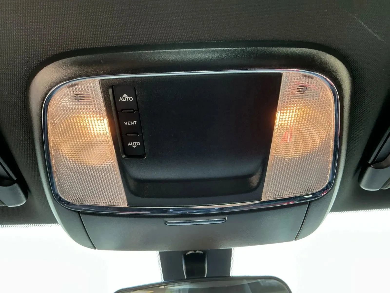Used 2021 Dodge Charger SXT w/ Leather Interior Group image 35