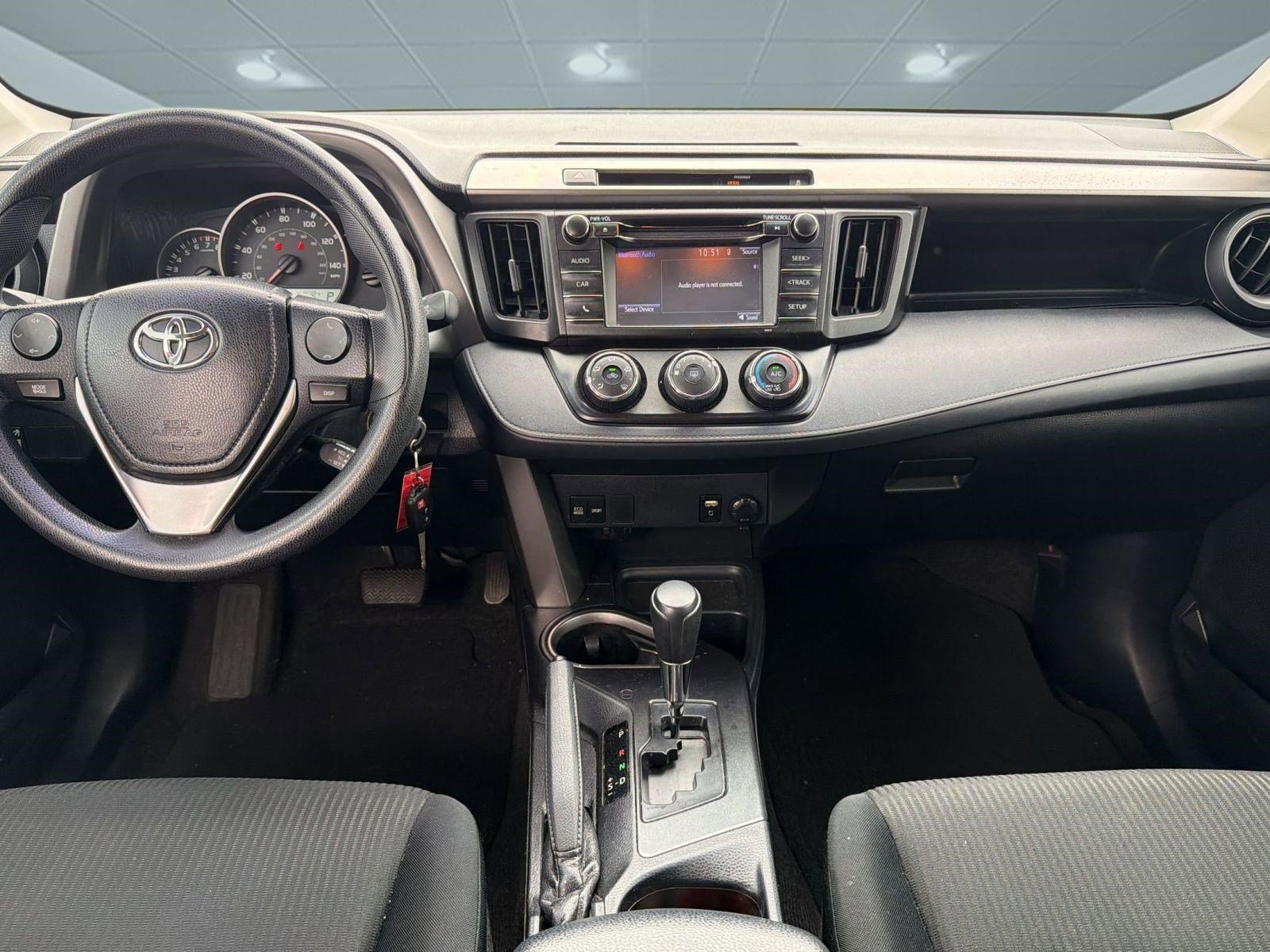 Used 2016 Toyota RAV4 LE FWD image 14