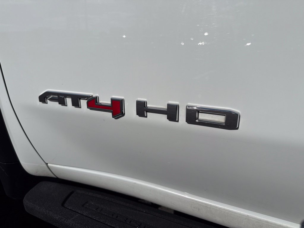 Used 2021 GMC Sierra 2500 AT4 w/ AT4 Premium Plus Package AWD/4WD image 16