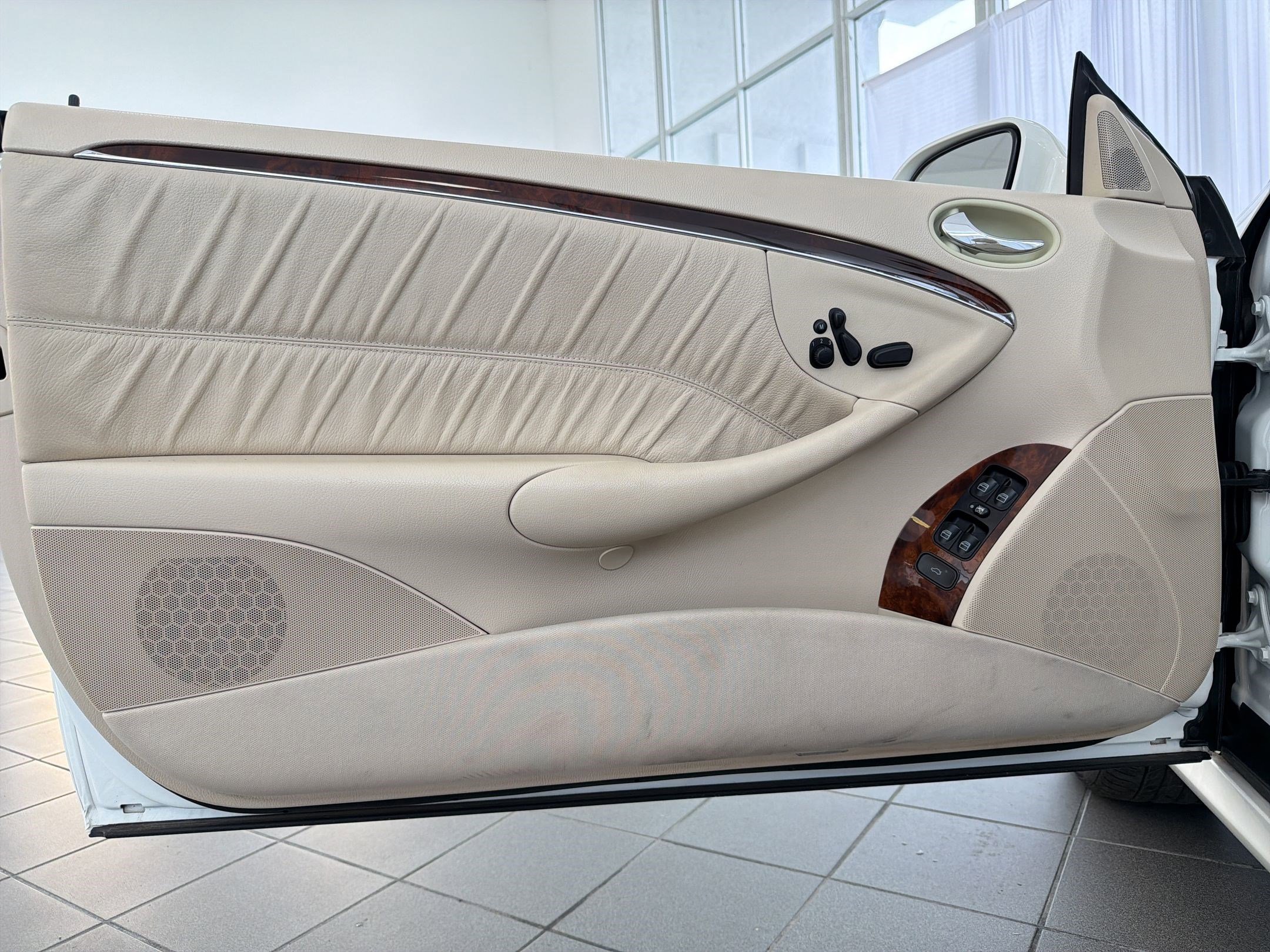 Used 2006 Mercedes-Benz CLK 350 Cabriolet image 18