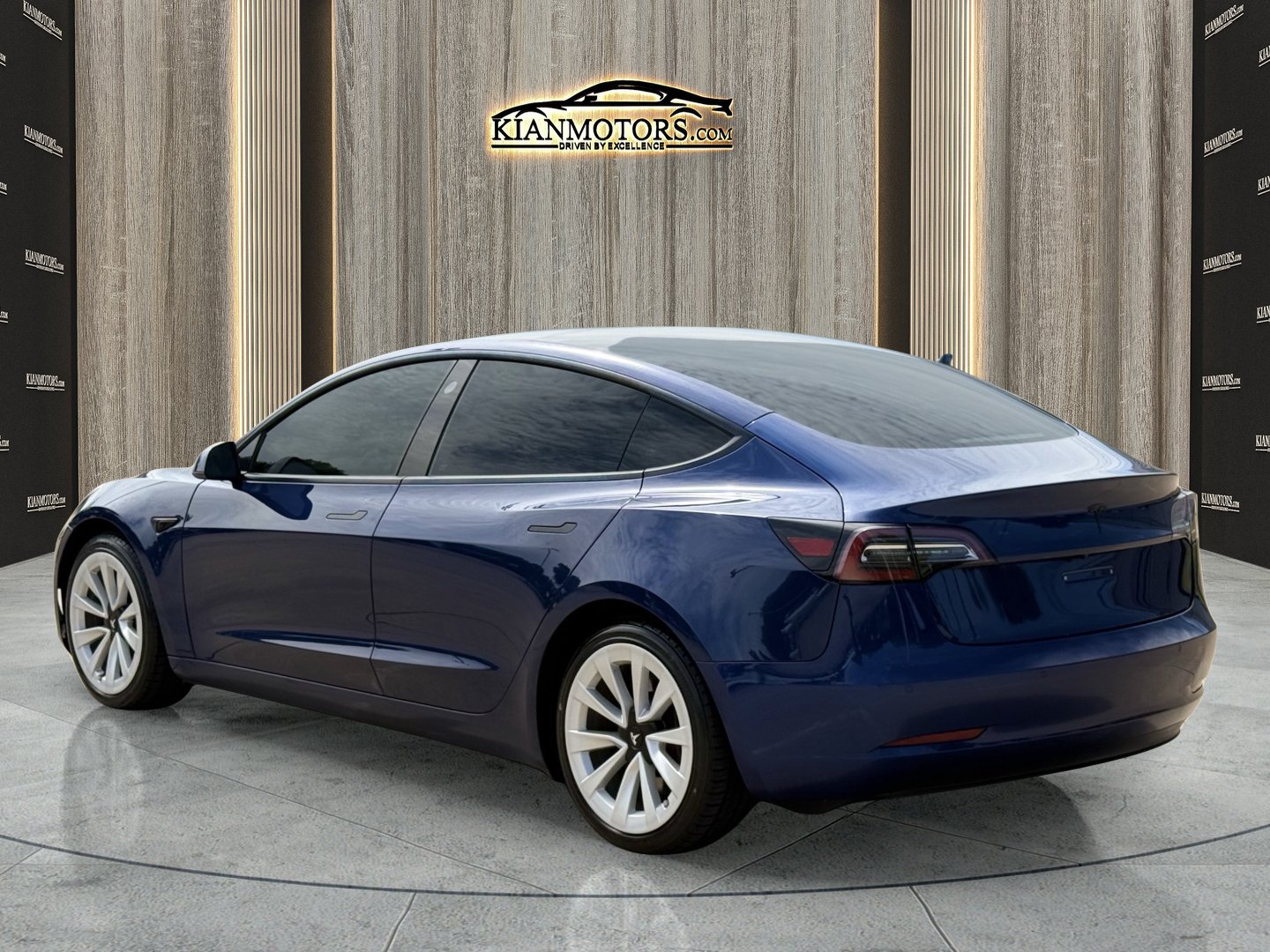 Used 2022 Tesla Model 3 Standard Range RWD image 8