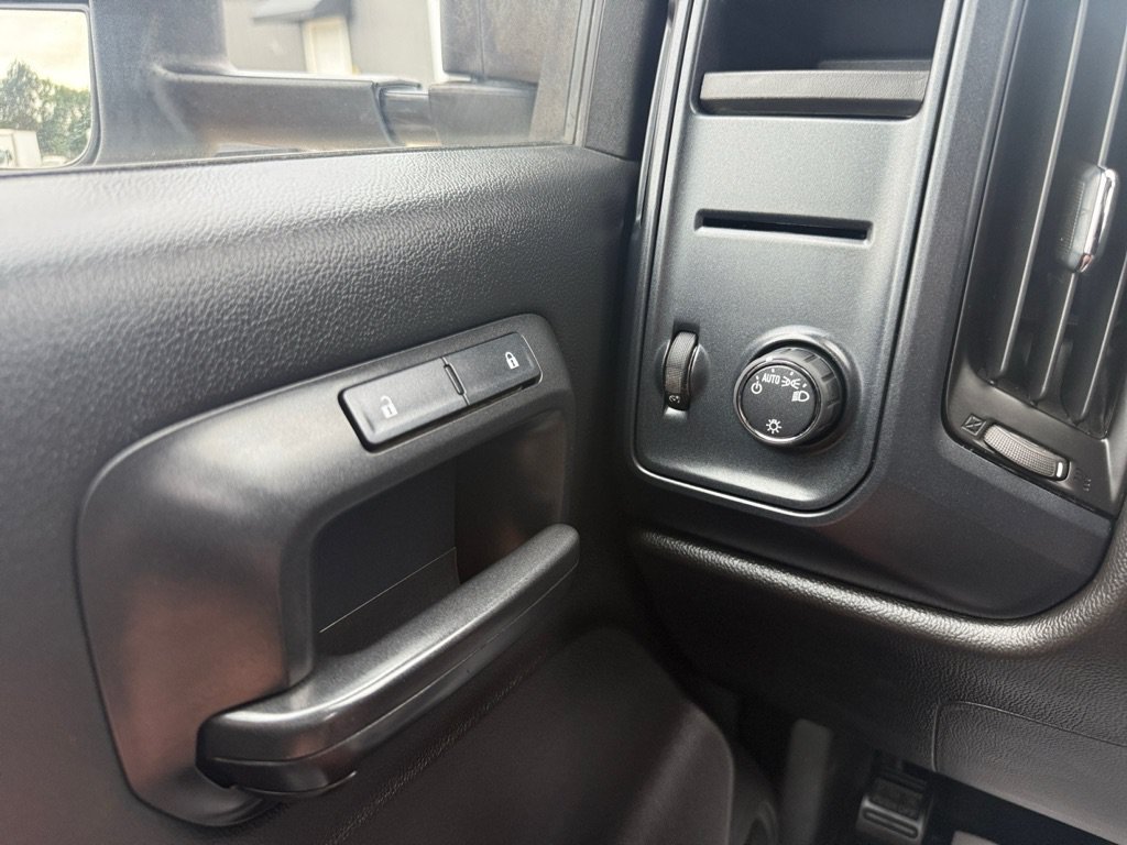 Used 2016 Chevrolet Silverado 3500 W/T RWD image 25
