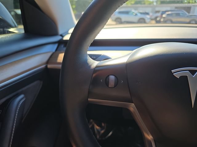Used 2023 Tesla Model 3 Standard Range RWD image 22