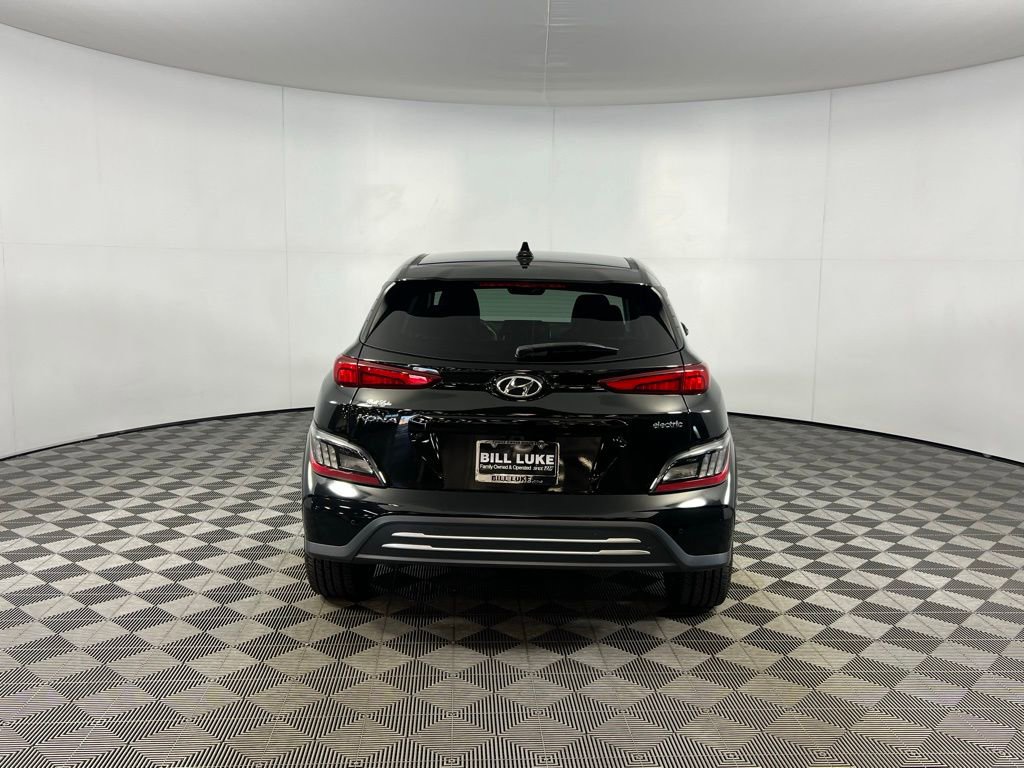 Used 2022 Hyundai Kona Limited w/ Cargo Package image 9