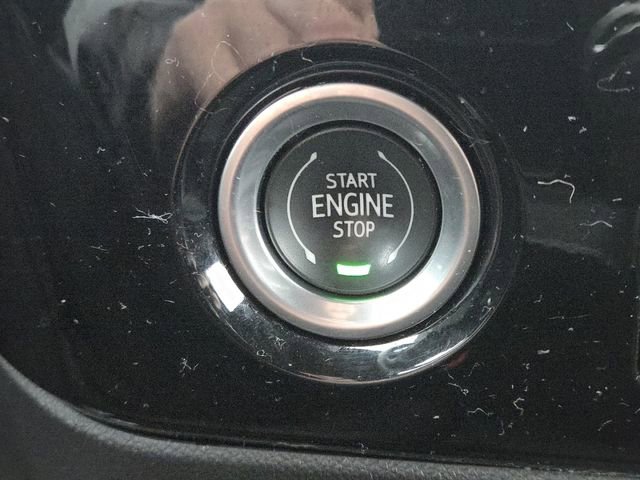 Used 2022 GMC Sierra 1500 Elevation w/ LPO, Elevation Black Package image 12