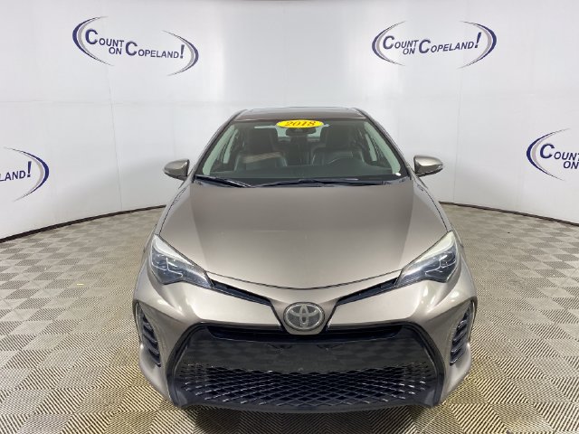 Certified 2018 Toyota Corolla SE w/ SE Premium Package FWD image 2