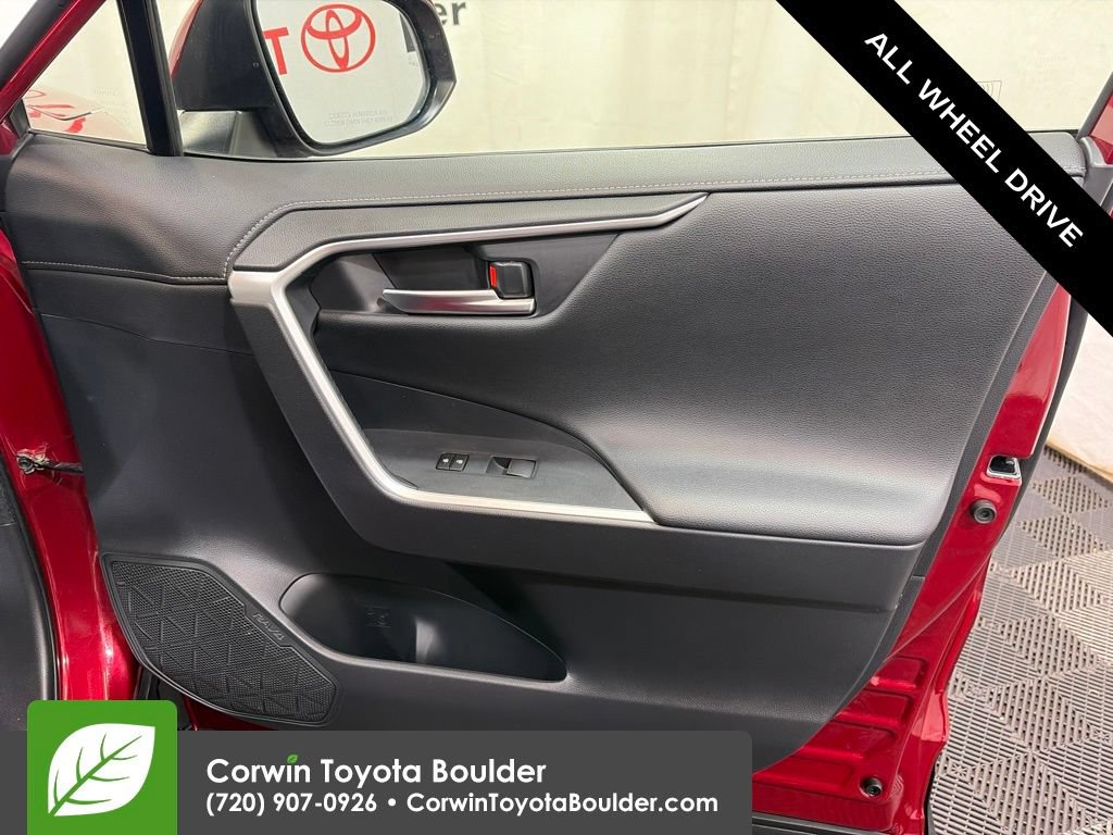 Used 2019 Toyota RAV4 Limited w/ Cold Weather Package AWD/4WD image 10