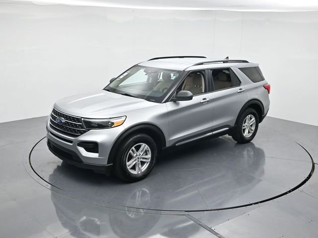 Used 2022 Ford Explorer XLT image 42