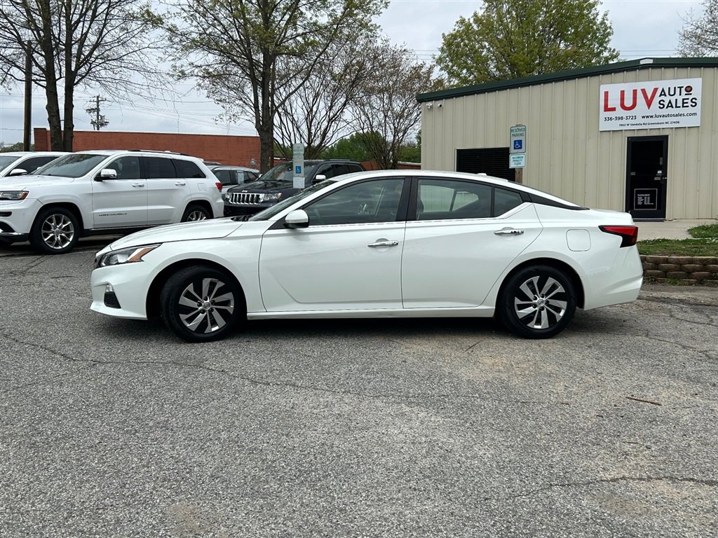 Used 2020 Nissan Altima 2.5 S image 2