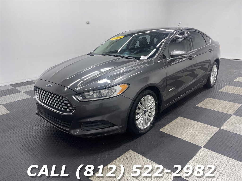 Used 2016 Ford Fusion SE
