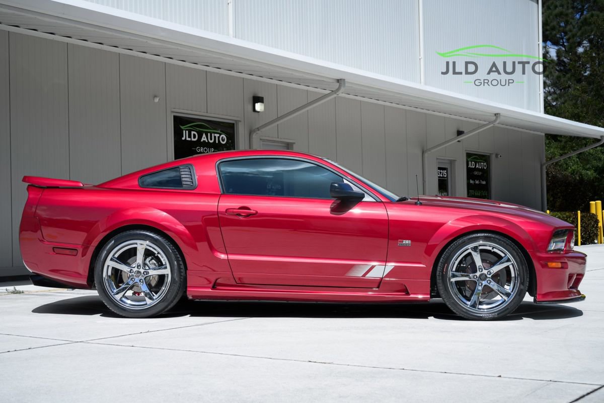 Used 2007 Ford Mustang GT RWD image 6
