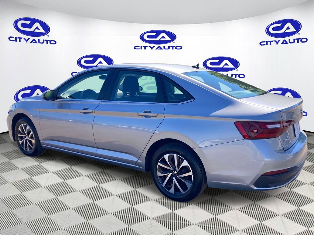 Used 2024 Volkswagen Jetta S FWD image 5