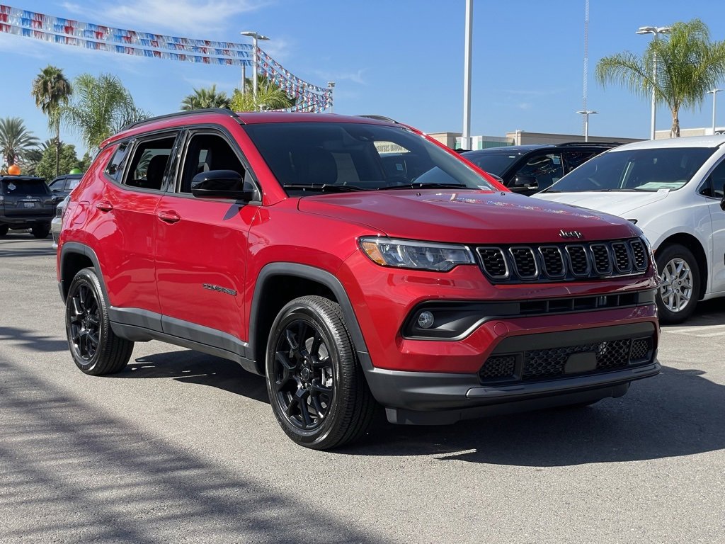New 2026 Jeep Compass Latitude image 8