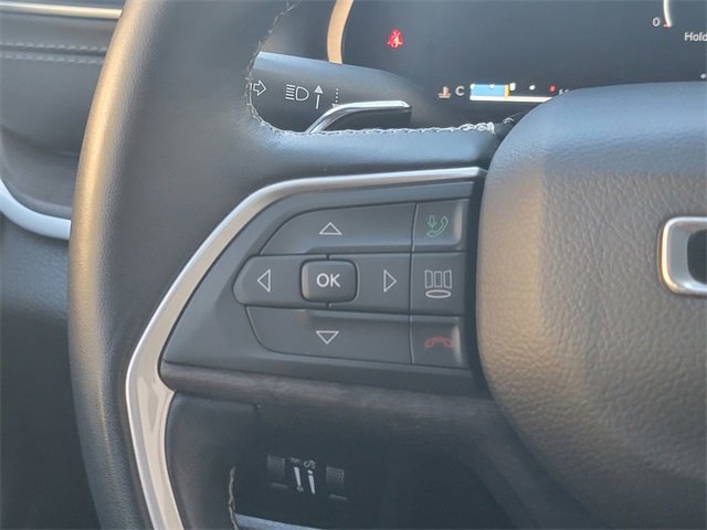 Used 2022 Jeep Grand Cherokee L Limited w/ Black Appearance Package image 33