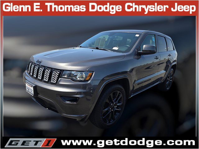 Certified 2021 Jeep Grand Cherokee Laredo X image 3