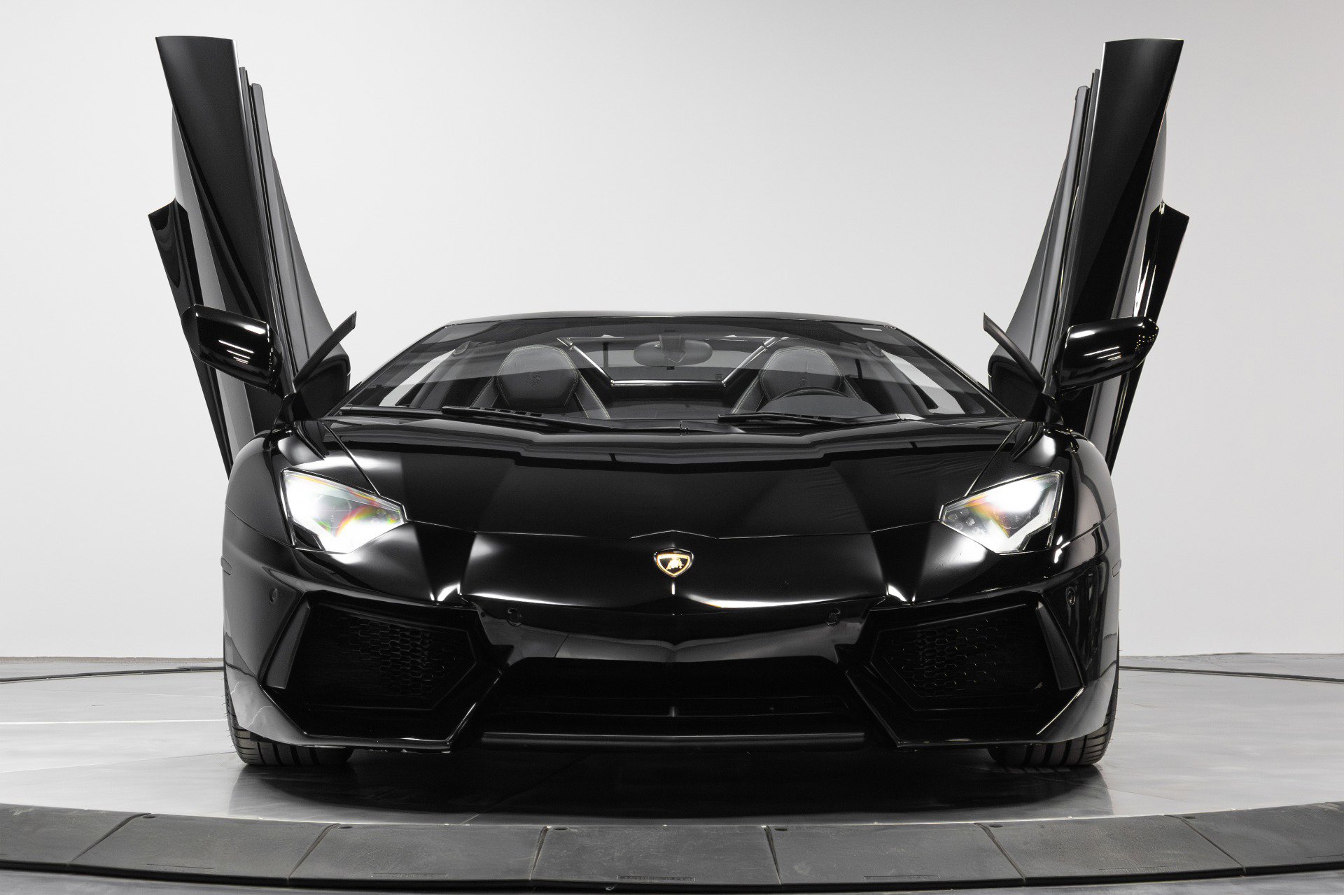 Used 2015 Lamborghini Aventador LP 700-4 image 31
