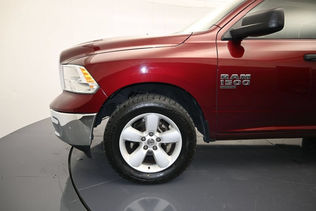 Used 2024 RAM 1500 Classic SLT AWD/4WD image 9