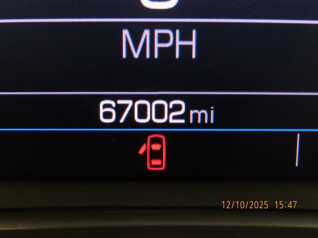 Used 2022 GMC Terrain SLE w/ Driver Convenience Package image 21