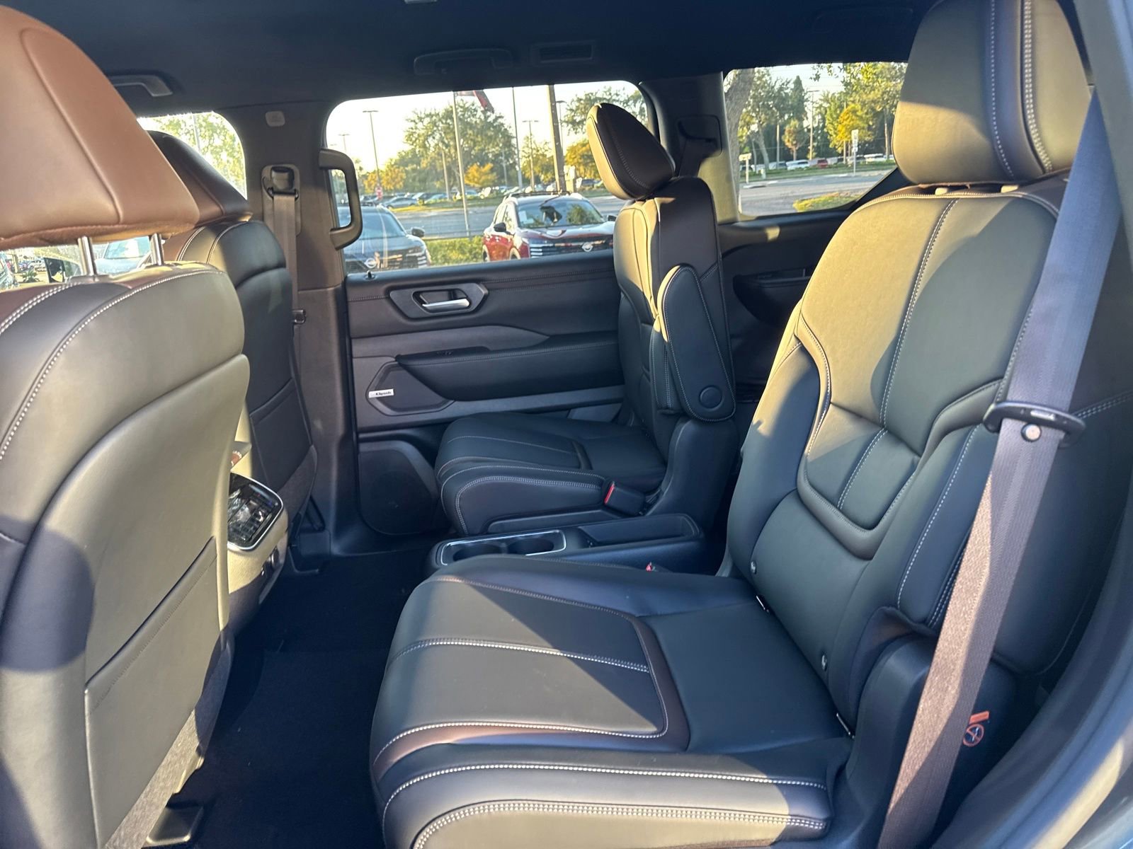 New 2026 Nissan Armada SL image 27