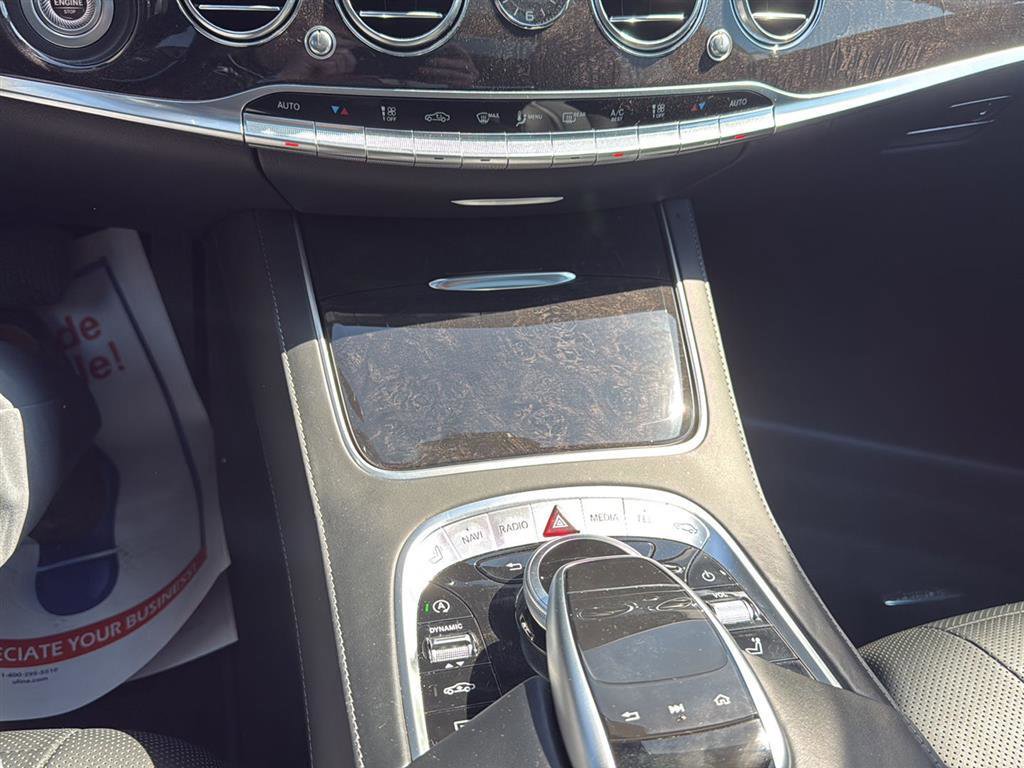 Used 2019 Mercedes-Benz S 560 Sedan image 19