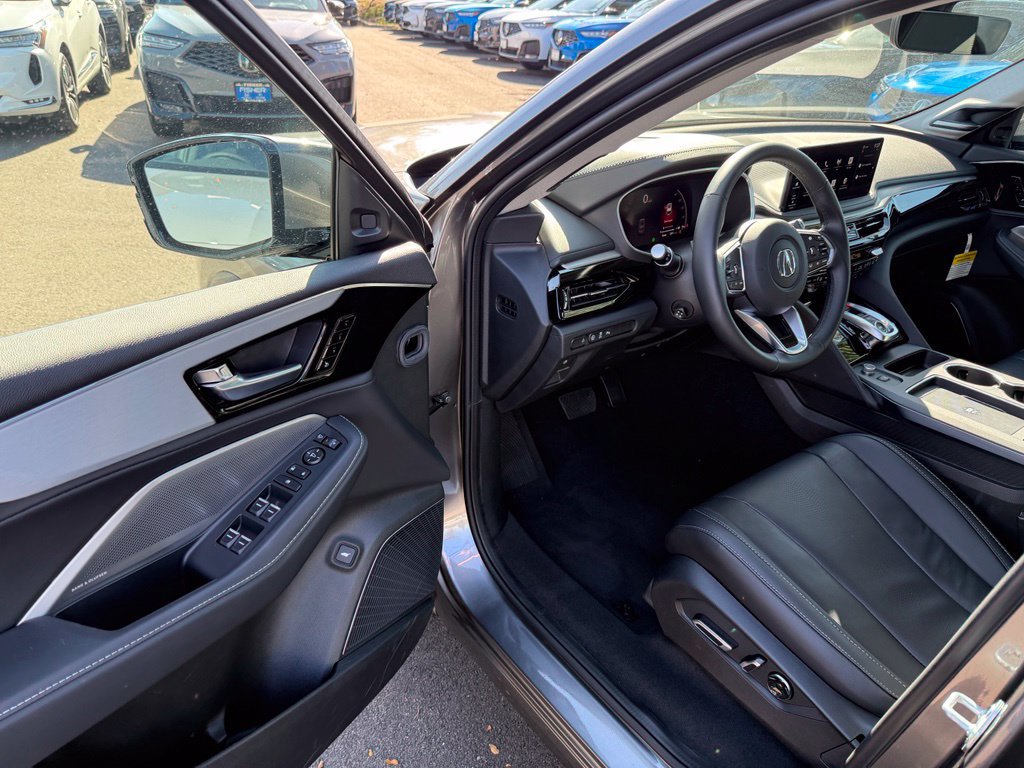 Certified 2026 Acura MDX w/ Technology Package AWD/4WD image 13