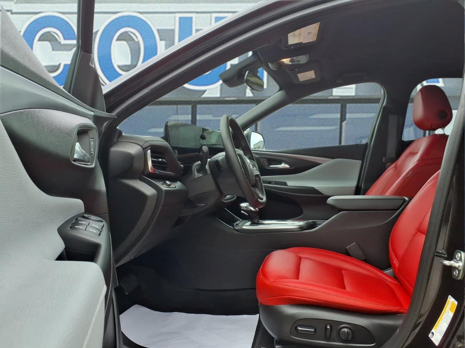 Used 2026 Buick Envista Sport Touring w/ Convenience I Package FWD image 14