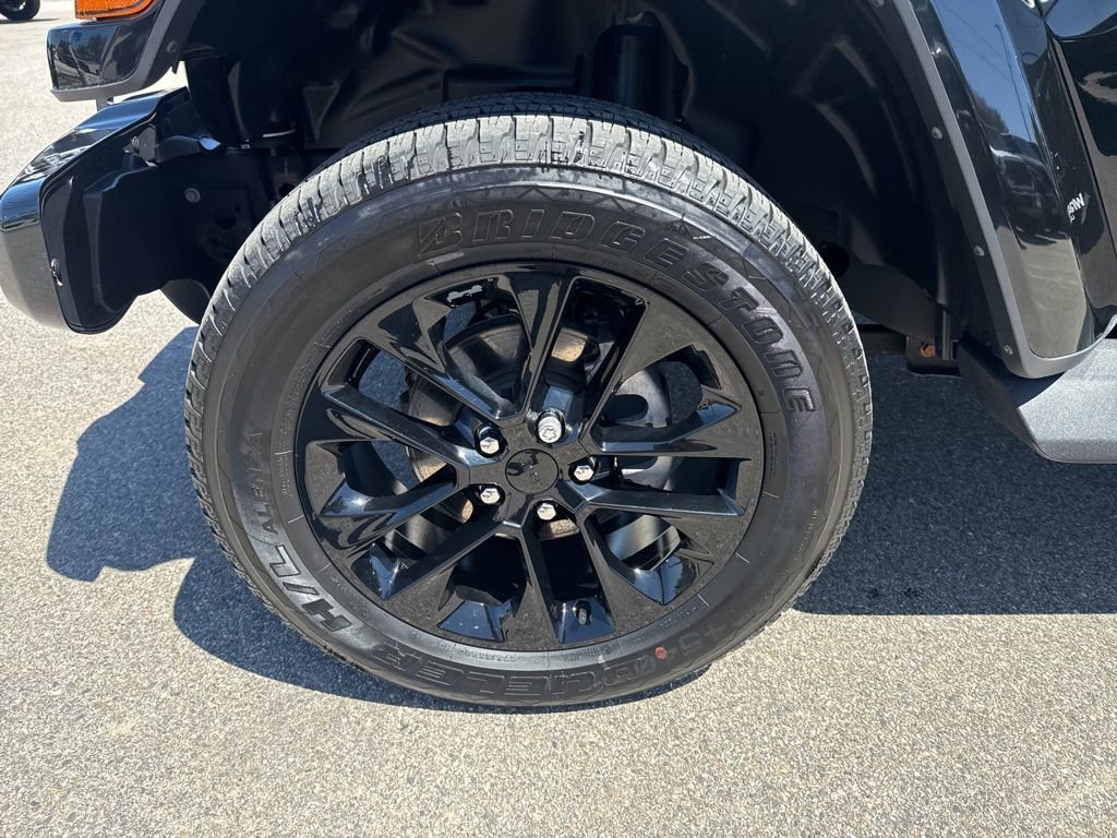 Certified 2022 Jeep Wrangler Unlimited Sahara AWD/4WD image 9