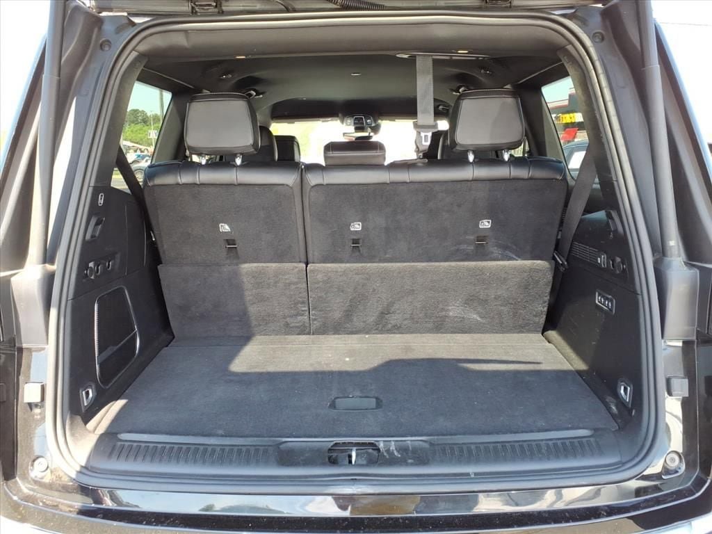 Used 2024 Jeep Wagoneer Series III AWD/4WD image 25