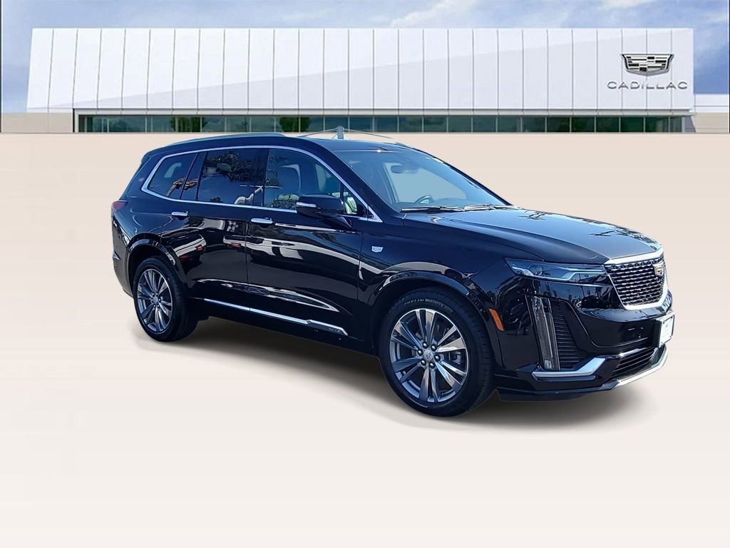 Certified 2023 Cadillac XT6 Premium Luxury image 2