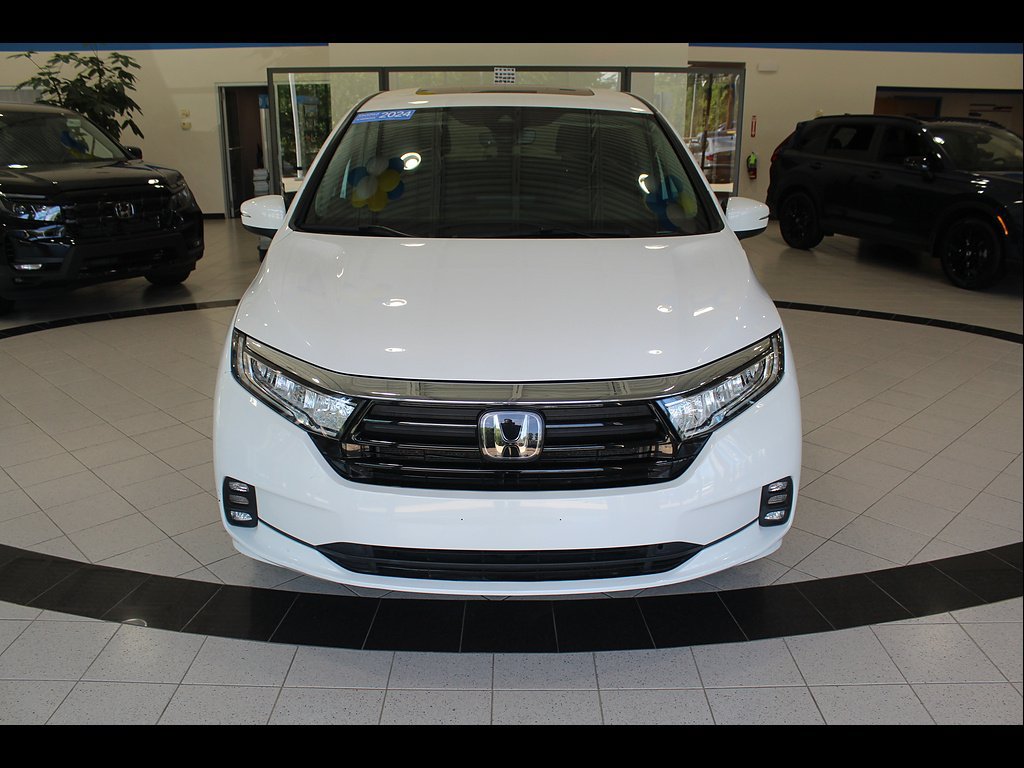 Certified 2024 Honda Odyssey EX-L image 2