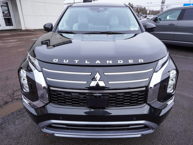 New 2026 Mitsubishi Outlander SE AWD/4WD image 2