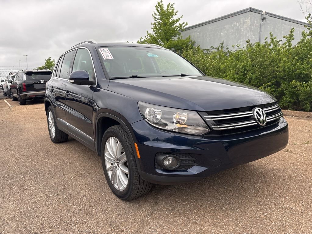Used 2012 Volkswagen Tiguan S AWD/4WD image 3
