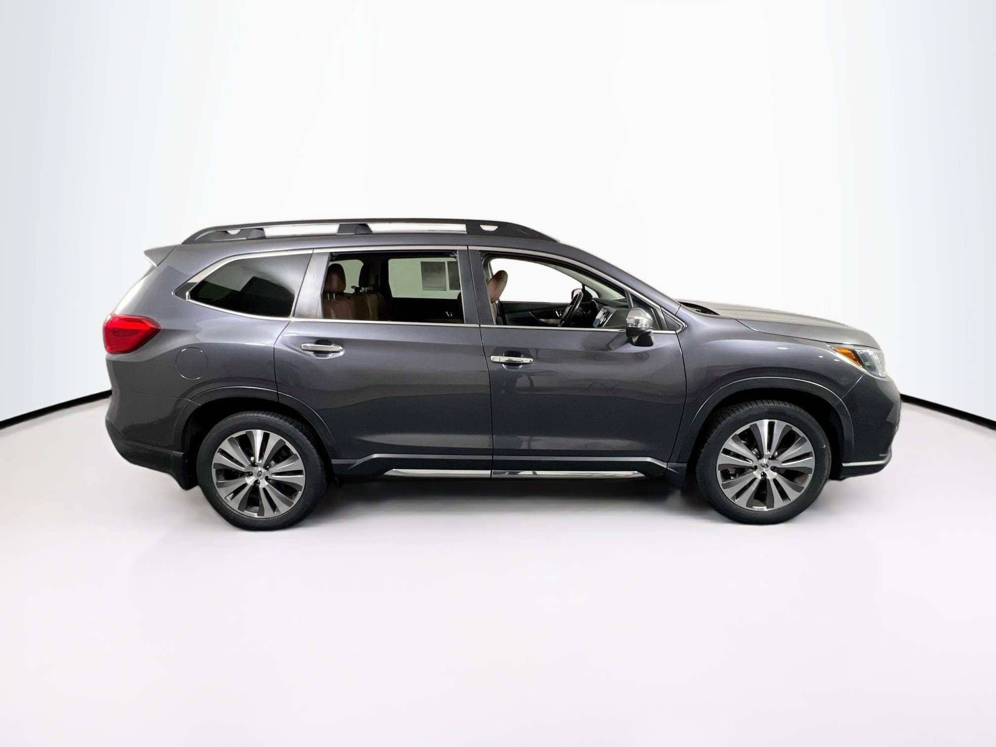 Used 2022 Subaru Ascent Touring image 4