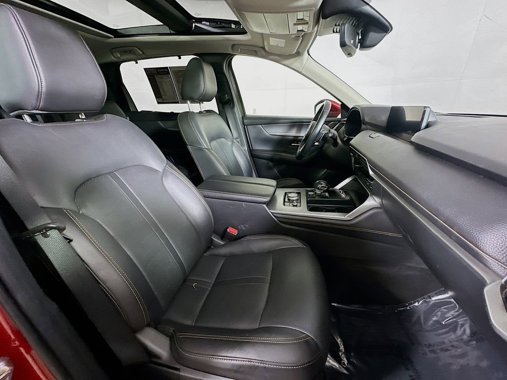 Used 2024 MAZDA CX-90 3.3 Turbo w/ Premium Package AWD/4WD image 12