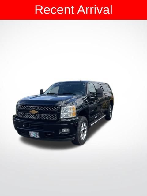 Used 2014 Chevrolet Silverado 3500 LTZ w/ LTZ Plus Package AWD/4WD image 2