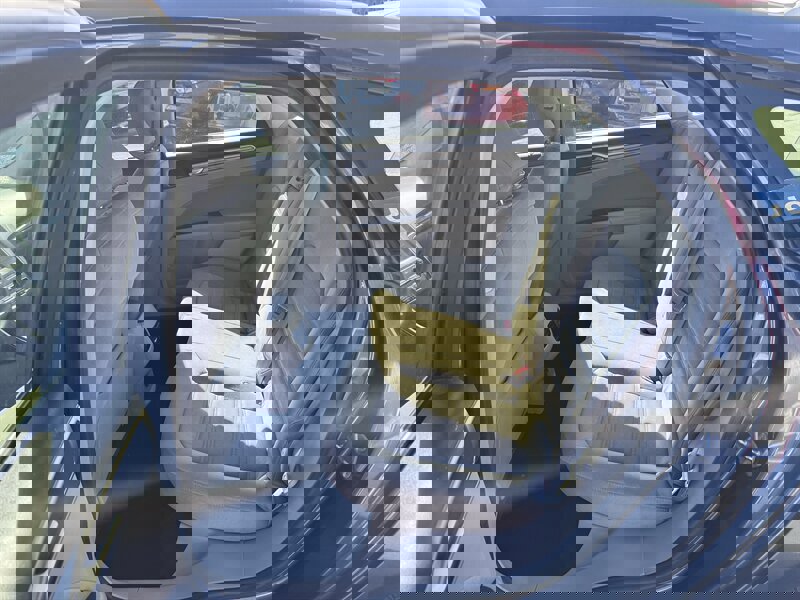 Used 2019 Ford Fusion SE image 14