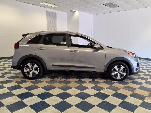 Used 2022 Kia Niro LX FWD image 9