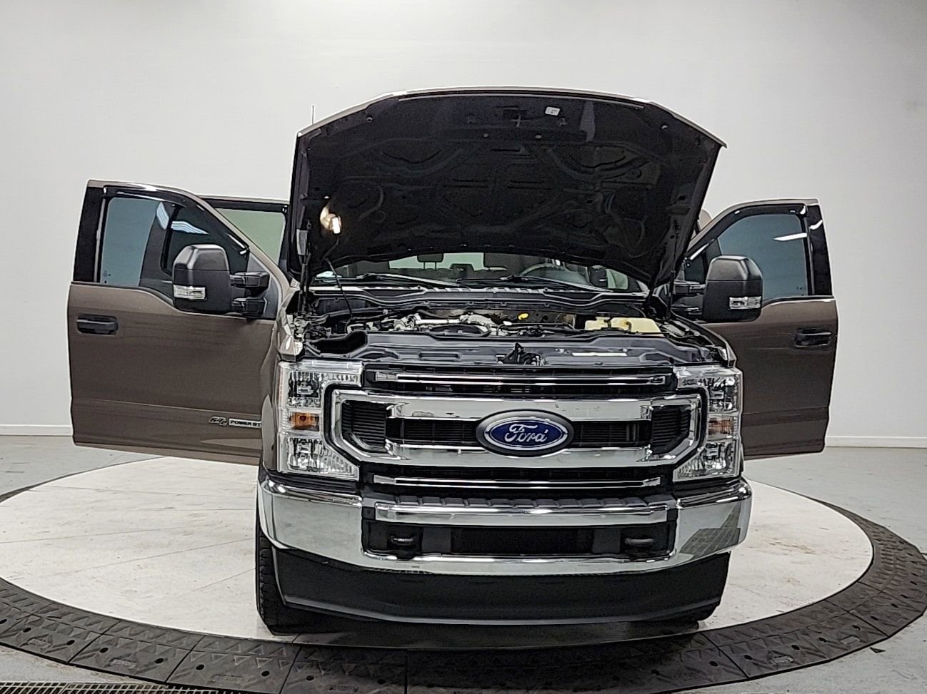 Used 2021 Ford F250 XLT image 10