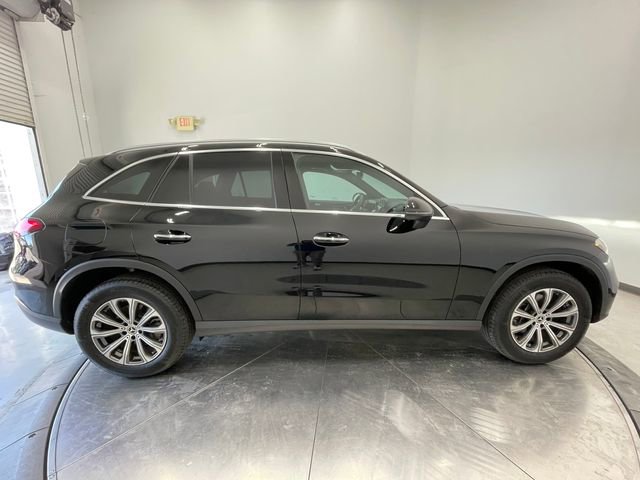 New 2026 Mercedes-Benz GLC 300 image 15