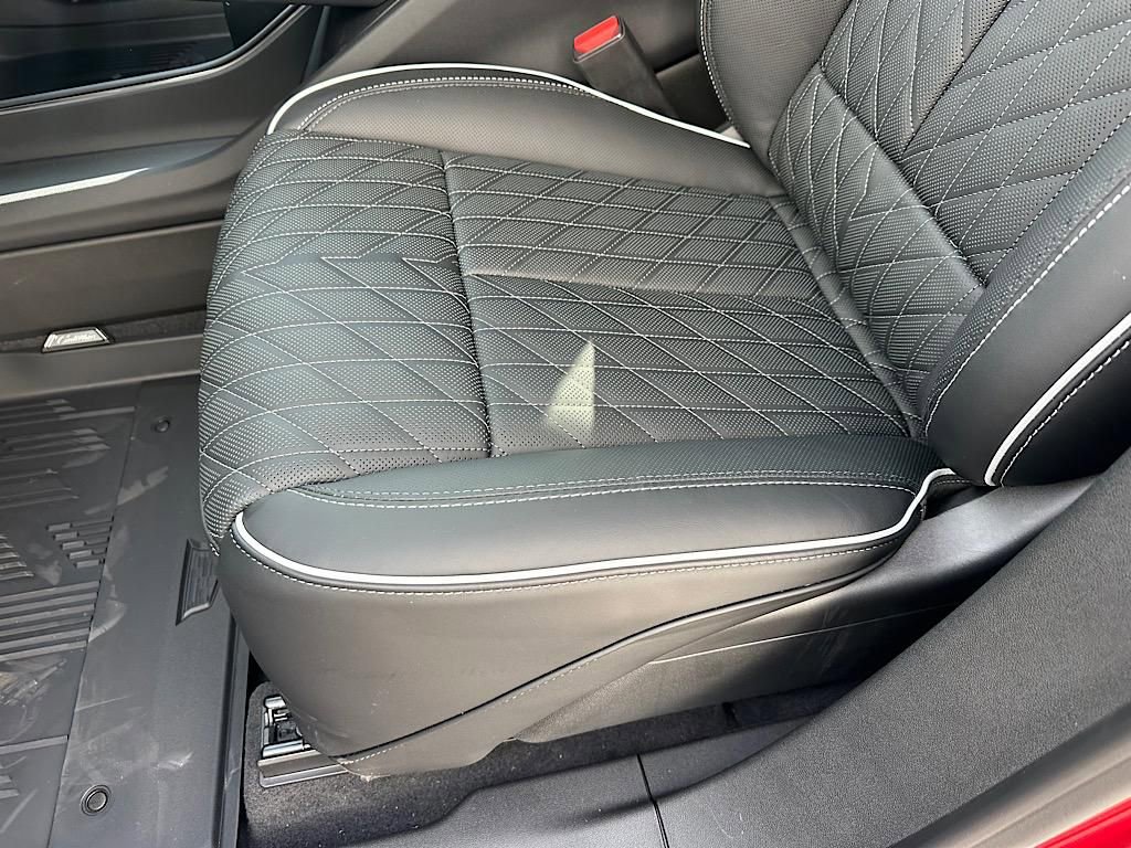 New 2026 Cadillac Lyriq V image 12