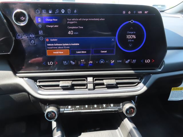 Certified 2025 Chevrolet Equinox EV RS w/ Convenience Package II AWD/4WD image 32