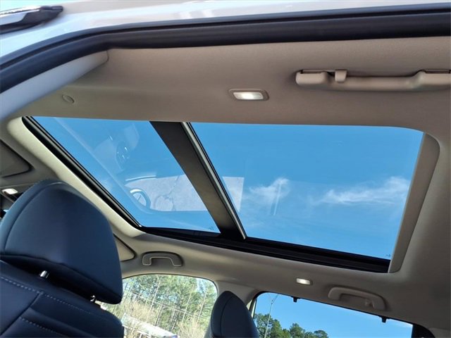 Used 2023 Honda Pilot Elite image 9