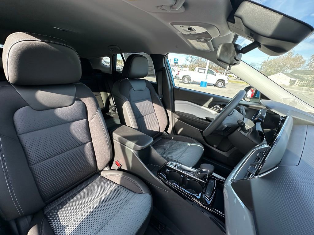 New 2026 Chevrolet Trax LT image 16