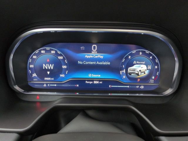 Used 2024 Chevrolet Suburban High Country image 32