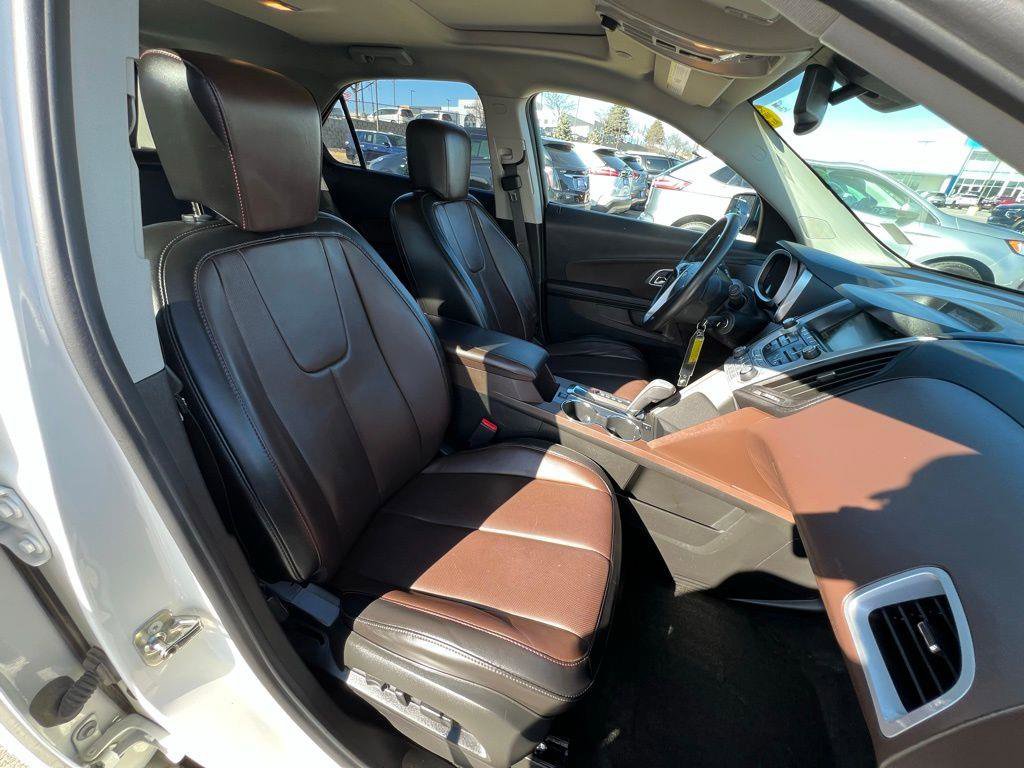 Used 2014 Chevrolet Equinox LTZ image 31