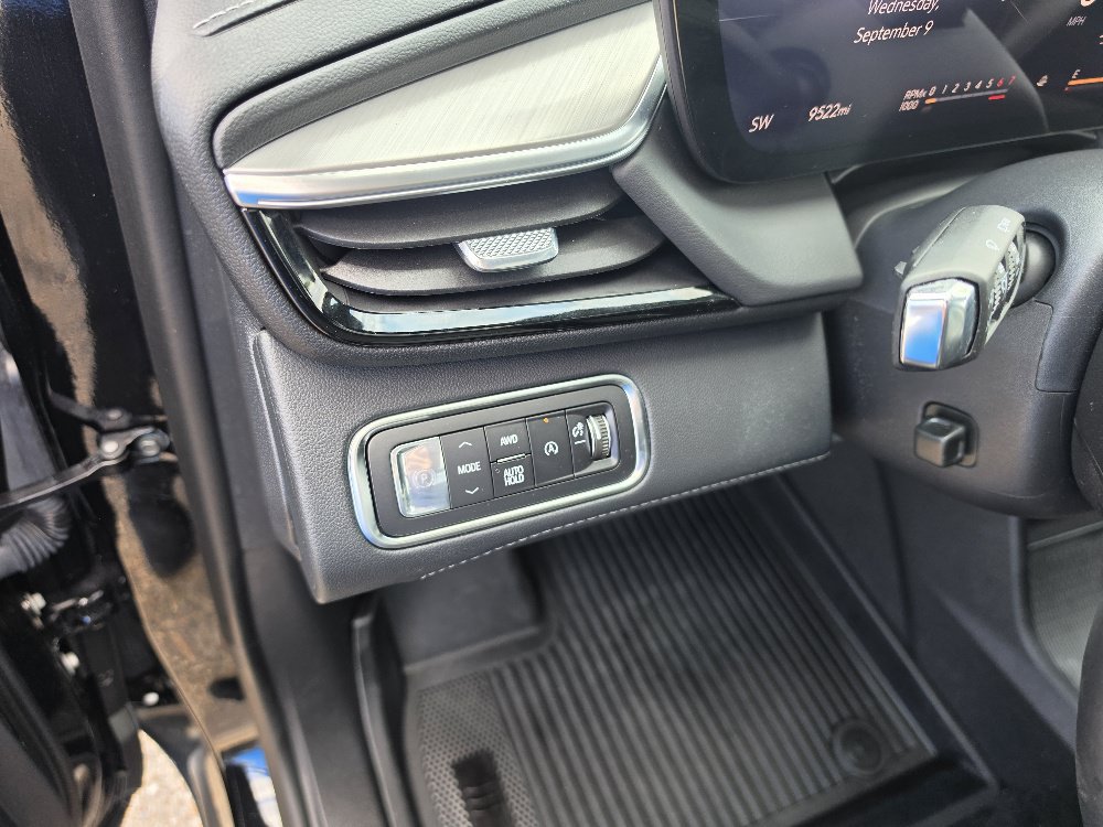 Used 2026 Buick Enclave Avenir w/ Super Cruise Package AWD/4WD image 17
