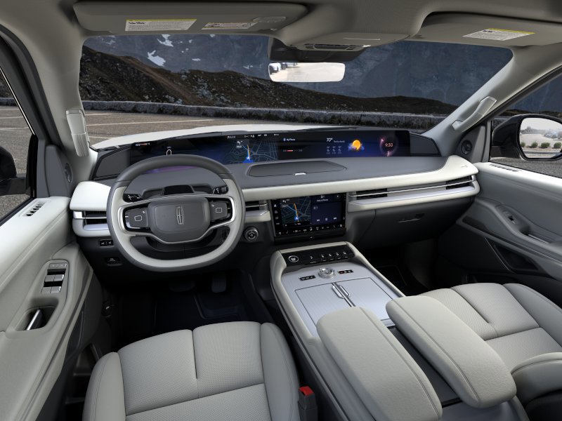New 2026 Lincoln Navigator Reserve AWD/4WD image 9