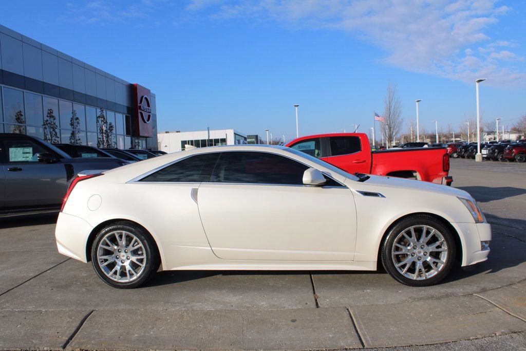 Used 2011 Cadillac CTS Premium image 6